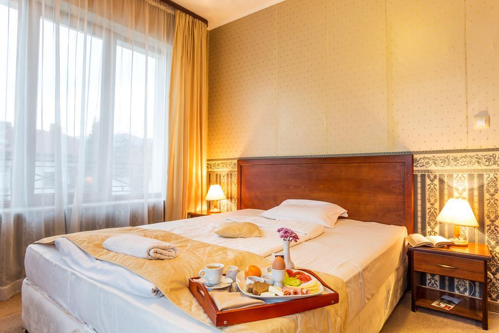 Chateau Montagne Hotel Troyan Troyan  Εξωτερικό φωτογραφία