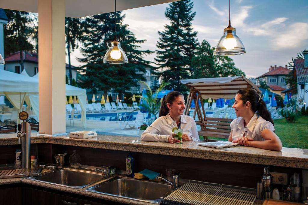 Chateau Montagne Hotel Troyan Troyan  Εξωτερικό φωτογραφία