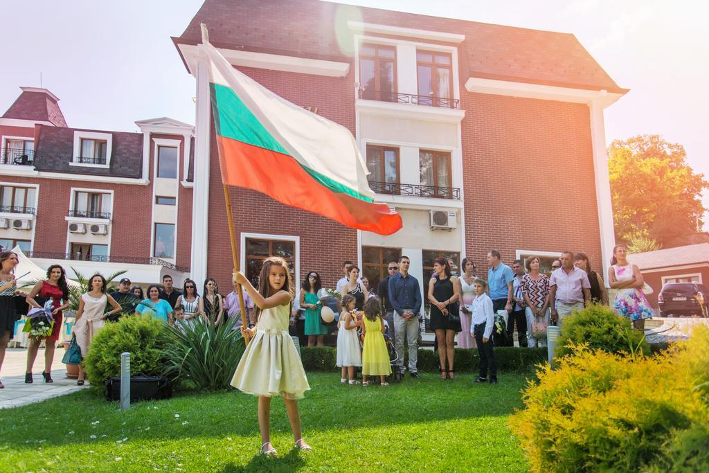 Chateau Montagne Hotel Troyan Troyan  Εξωτερικό φωτογραφία